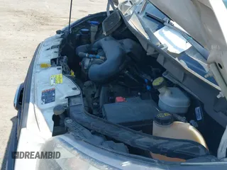 ✅ 2018 Ford Transit • VIN: 1FTYE1ZM3JKA22788 • Lot: 42298271. Wystawiony na IAAI z przebiegiem 325 277 mil. Bezpłatny archiwum sprzedaży aukcyjnych z USA i szczegółowy raport historii pojazdu na DreamBid. Zdjęcie 22.