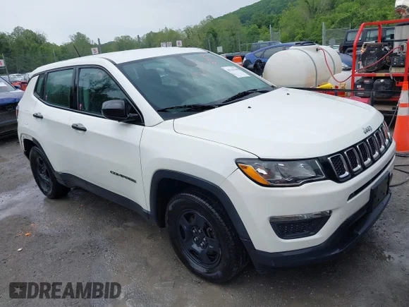 ✅ 2018 Jeep Compass Sport • VIN: 3C4NJCAB0JT107154 • Лот: 45143349. Опубликован ранее на IAAI с пробегом 93 243 миль. Бесплатный доступ к архиву аукционных продаж из США и подробный отчёт об истории автомобиля на DreamBid. Изображение 1.