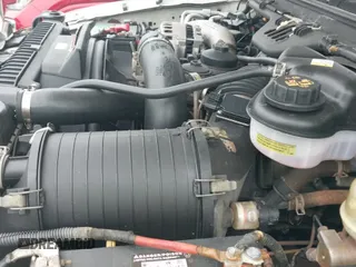 ✅ 2005 Ford Excursion Eddie Bauer • VIN: 1FMNU44P95EC82363 • Lot: 41378756. Wystawiony na IAAI z przebiegiem 359 886 mil. Bezpłatny archiwum sprzedaży aukcyjnych z USA i szczegółowy raport historii pojazdu na DreamBid. Zdjęcie 19.