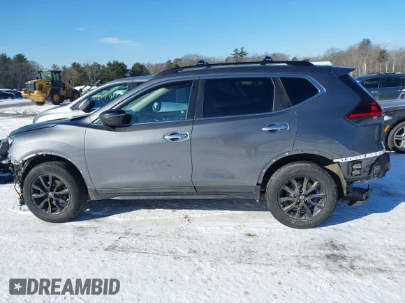 ✅ 2018 Nissan Rogue SV • VIN: 5N1AT2MVXJC839114 • Lot: 44443790. Wystawiony na IAAI z przebiegiem 122 184 mil. Bezpłatny archiwum sprzedaży aukcyjnych z USA i szczegółowy raport historii pojazdu na DreamBid. Zdjęcie 15.