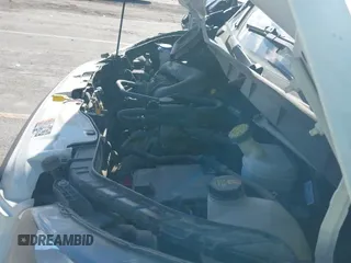 ✅ 2022 Ford Transit Cargo • VIN: 1FTBF4X88NKA21412 • Lot: 43541751. Wystawiony na IAAI z przebiegiem 212 045 mil. Bezpłatny archiwum sprzedaży aukcyjnych z USA i szczegółowy raport historii pojazdu na DreamBid. Zdjęcie 19.