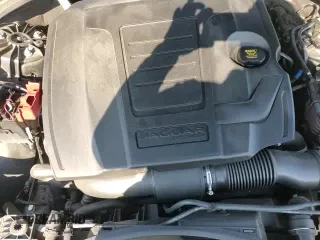 ✅ 2020 Jaguar XE S • VIN: SAJAJ4FX8LCP55589 • Лот: 89826935. Опубликован ранее на Copart с пробегом 84 816 миль. Бесплатный доступ к архиву аукционных продаж из США и подробный отчёт об истории автомобиля на DreamBid. Изображение 13.