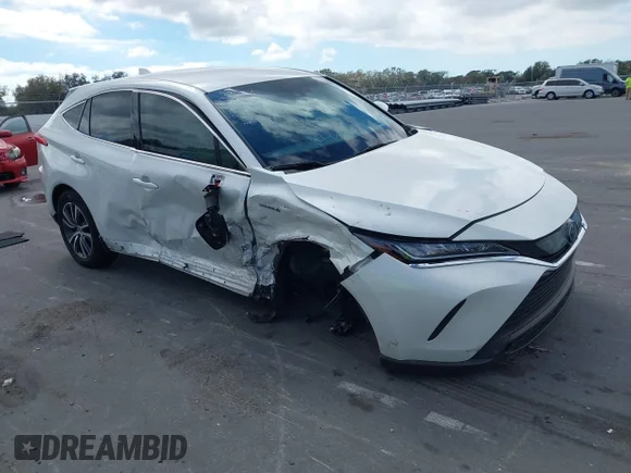 ✅ 2021 Toyota Venza LE • VIN: JTEAAAAH4MJ078952 • Lot: 44408379. Wystawiony na IAAI z przebiegiem 61 978 mil. Bezpłatny archiwum sprzedaży aukcyjnych z USA i szczegółowy raport historii pojazdu na DreamBid. Zdjęcie 1.