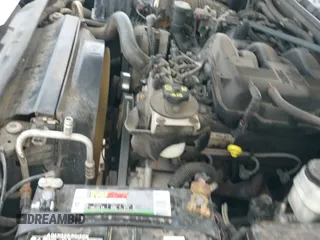 ✅ 2005 Ford Explorer XLT • VIN: 1FMZU73EX5UB58658 • Лот: 42162702. Опубликован ранее на IAAI с пробегом 152 074 миль. Бесплатный доступ к архиву аукционных продаж из США и подробный отчёт об истории автомобиля на DreamBid. Изображение 13.