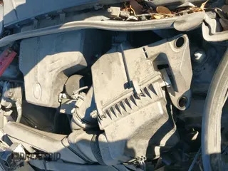 ✅ 2015 BMW X1 sDrive28i • VIN: WBAVM1C58FV498559 • Lot: 41208638. Listed on IAAI with 100,452 mi. Free auction sales archive from the USA and detailed vehicle history report at DreamBid. Image 19.