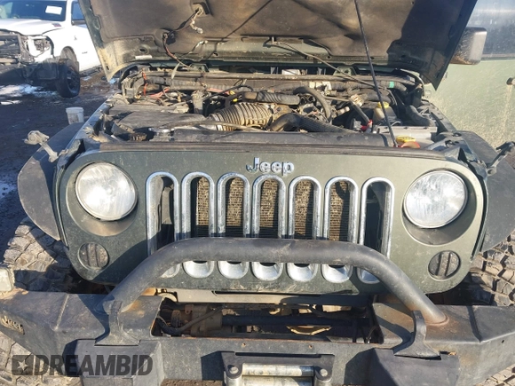 ✅ 2007 Jeep Wrangler Rubicon • VIN: 1J4GA64137L126647 • Lot: 43987090. Wystawiony na IAAI z przebiegiem 179 511 mil. Bezpłatny archiwum sprzedaży aukcyjnych z USA i szczegółowy raport historii pojazdu na DreamBid. Zdjęcie 10.