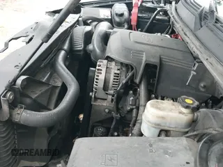 ✅ 2008 GMC Yukon SLT 4SB • VIN: 1GKFC13J18R118629 • Lot: 41798020. Wystawiony na IAAI z przebiegiem 215 760 mil. Bezpłatny archiwum sprzedaży aukcyjnych z USA i szczegółowy raport historii pojazdu na DreamBid. Zdjęcie 19.