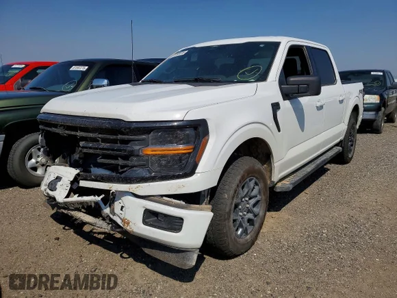 ✅ 2025 Ford F-150 XLT • VIN: 1FTFW3L53SKE82438 • Lot: 61293416. Wystawiony na Copart z przebiegiem 40 359 mil. Bezpłatny archiwum sprzedaży aukcyjnych z USA i szczegółowy raport historii pojazdu na DreamBid. Zdjęcie 1.