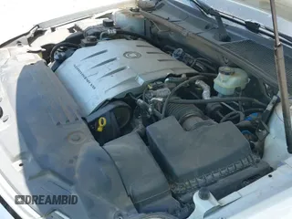 ✅ 2008 Cadillac DTS 1SC • VIN: 1G6KD57Y98U103527 • Lot: 42525894. Wystawiony na IAAI z przebiegiem 120 700 mil. Bezpłatny archiwum sprzedaży aukcyjnych z USA i szczegółowy raport historii pojazdu na DreamBid. Zdjęcie 12.