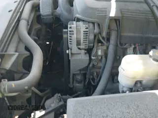 ✅ 2013 Chevrolet Silverado 1500 Work Truck • VIN: 1GCNKPE04DZ189822 • Lot: 43147977. Wystawiony na IAAI z przebiegiem 169 702 mil. Bezpłatny archiwum sprzedaży aukcyjnych z USA i szczegółowy raport historii pojazdu na DreamBid. Zdjęcie 20.