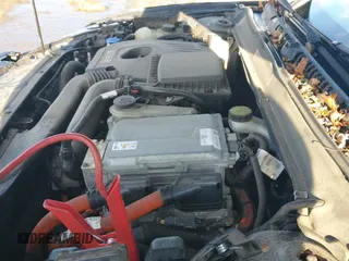 ✅ 2013 Ford Fusion SE Hybrid • VIN: 3FA6P0LU1DR200384 • Lot: 43551120. Wystawiony na IAAI z przebiegiem 196 618 mil. Bezpłatny archiwum sprzedaży aukcyjnych z USA i szczegółowy raport historii pojazdu na DreamBid. Zdjęcie 19.