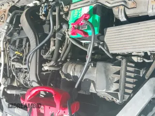 ✅ 2006 Mercury Milan Premier • VIN: 3MEFM08Z26R606554 • Лот: 43205250. Опубликован ранее на IAAI с пробегом 203 702 миль. Бесплатный доступ к архиву аукционных продаж из США и подробный отчёт об истории автомобиля на DreamBid. Изображение 13.