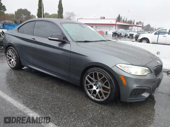 ✅ 2015 BMW 2 Series M235i xDrive • VIN: WBA1J9C54FV371491 • Lot: 44023099. Listed on IAAI with 61,771 mi. Free auction sales archive from the USA and detailed vehicle history report at DreamBid. Image 1.