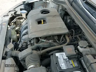 2018 Hyundai Elantra SEL z VIN 5NPD84LF6JH377163, wystawiony jako IAAI lot #43147317 z przebiegiem 147 969 mil mil oraz . Historia ofert i sprzedaży dostępna na DreamBid. Obrazek 19.