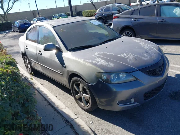 ✅ 2006 Mazda 3 s • VIN: JM1BK123361523497 • Lot: 43876005. Wystawiony na IAAI z przebiegiem 196 491 mil. Bezpłatny archiwum sprzedaży aukcyjnych z USA i szczegółowy raport historii pojazdu na DreamBid. Zdjęcie 1.