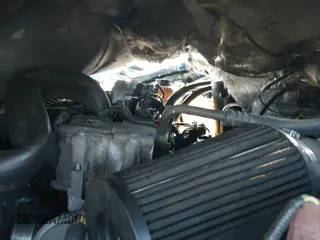 ✅ 1997 Ford F-250 • VIN: 1FTHX26F4VEC48185 • Lot: 43179339. Wystawiony na IAAI z przebiegiem 140 876 mil. Bezpłatny archiwum sprzedaży aukcyjnych z USA i szczegółowy raport historii pojazdu na DreamBid. Zdjęcie 19.