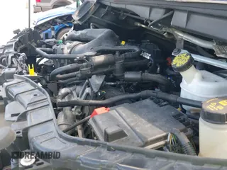 ✅ 2020 Ford Transit Cargo • VIN: 1FTBF4X83LKA68120 • Lot: 42974330. Wystawiony na IAAI z przebiegiem 50 582 mil. Bezpłatny archiwum sprzedaży aukcyjnych z USA i szczegółowy raport historii pojazdu na DreamBid. Zdjęcie 20.