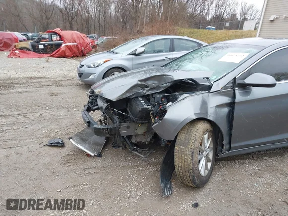 ✅ 2018 Hyundai Sonata SE • VIN: 5NPE24AF7JH626014 • Lot: 44024232. Wystawiony na IAAI z przebiegiem Nie podano. Bezpłatny archiwum sprzedaży aukcyjnych z USA i szczegółowy raport historii pojazdu na DreamBid. Zdjęcie 6.
