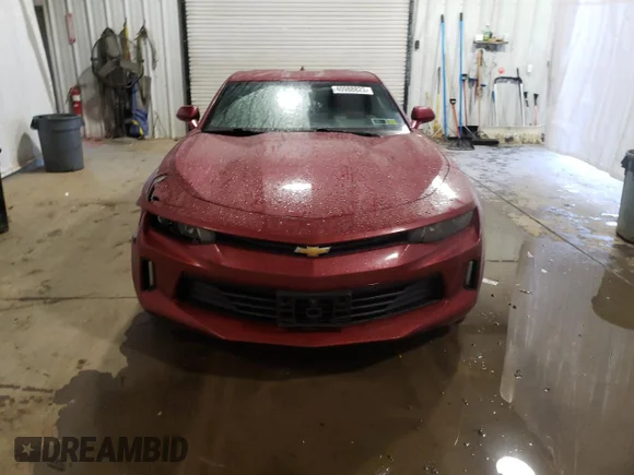 ✅ 2017 Chevrolet Camaro 1LT • VIN: 1G1FA1RS3H0108893 • Lot: 40988823. Wystawiony na Copart z przebiegiem 10 455 mil. Bezpłatny archiwum sprzedaży aukcyjnych z USA i szczegółowy raport historii pojazdu na DreamBid. Zdjęcie 5.