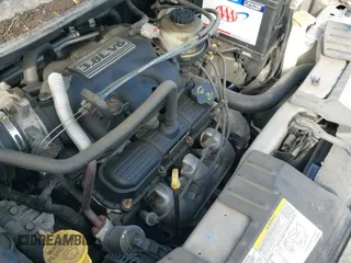 ✅ 2005 Chrysler Town & Country Touring • VIN: 2C4GP54L25R284241 • Lot: 43659328. Wystawiony na IAAI z przebiegiem 160 425 mil. Bezpłatny archiwum sprzedaży aukcyjnych z USA i szczegółowy raport historii pojazdu na DreamBid. Zdjęcie 13.