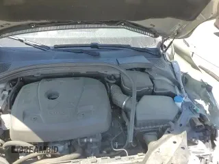 ✅ 2017 Volvo XC60 Inscription • VIN: YV449MRUXH2126030 • Lot: 52506255. Wystawiony na Copart z przebiegiem 93 985 mil. Bezpłatny archiwum sprzedaży aukcyjnych z USA i szczegółowy raport historii pojazdu na DreamBid. Zdjęcie 16.