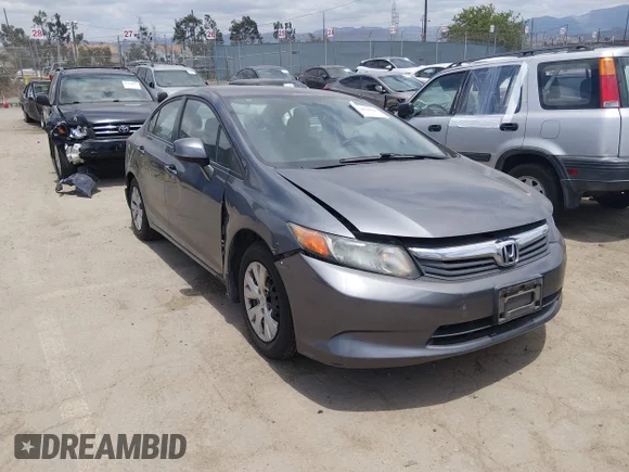 ✅ 2012 Honda Civic LX • VIN: 19XFB2F56CE362462 • Lot: 45247634. Wystawiony na IAAI z przebiegiem 241 671 mil. Bezpłatny archiwum sprzedaży aukcyjnych z USA i szczegółowy raport historii pojazdu na DreamBid. Zdjęcie 1.