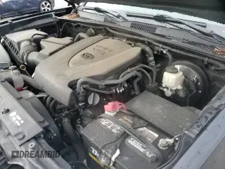 ✅ 2017 Toyota Tacoma SR5 • VIN: 3TMDZ5BN0HM030024 • Lot: 91004595. Listed on Copart with 101,464 mi. Free auction sales archive from the USA and detailed vehicle history report at DreamBid. Image 15.