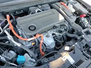 ✅ 2025 Honda Accord Sport • VIN: 1HGCY2F53SA018463 • Lot: 86863415. Listed on Copart with 37,738 mi. Free auction sales archive from the USA and detailed vehicle history report at DreamBid. Image 13.