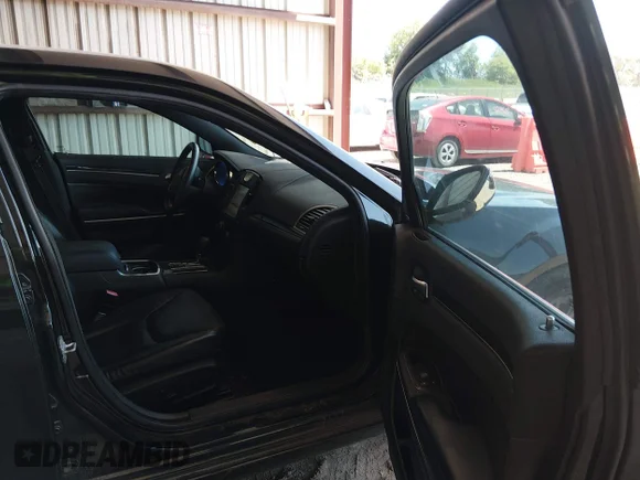 ✅ 2011 Chrysler 300 Limited • VIN: 2C3CA5CG1BH546034 • Lot: 45399028. Listed on IAAI with 126,804 mi. Free auction sales archive from the USA and detailed vehicle history report at DreamBid. Image 5.