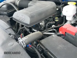 2024 Ram 1500 SLT z VIN 1C6RR6GG9RS128958, wystawiony jako IAAI lot #42371075 z przebiegiem 11 145 mil mil oraz . Historia ofert i sprzedaży dostępna na DreamBid. Obrazek 19.