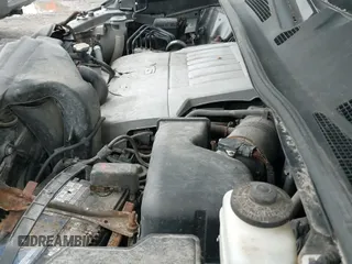 ✅ 2010 Toyota Highlander • VIN: 5TDBK3EH9AS026968 • Lot: 43618598. Wystawiony na IAAI z przebiegiem 192 581 mil. Bezpłatny archiwum sprzedaży aukcyjnych z USA i szczegółowy raport historii pojazdu na DreamBid. Zdjęcie 19.