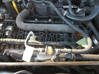 ✅ 2019 Ford Escape SE • VIN: 1FMCU0GD0KUB74796 • Lot: 85095335. Wystawiony na Copart z przebiegiem 61 827 mil. Bezpłatny archiwum sprzedaży aukcyjnych z USA i szczegółowy raport historii pojazdu na DreamBid. Zdjęcie 16.