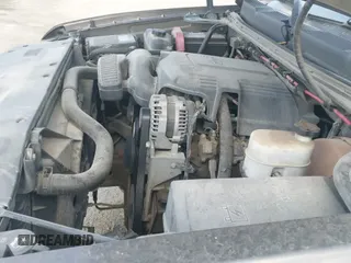 ✅ 2007 Chevrolet Silverado 1500 1LT • VIN: 2GCEC13J371676450 • Lot: 43393972. Wystawiony na IAAI z przebiegiem 313 790 mil. Bezpłatny archiwum sprzedaży aukcyjnych z USA i szczegółowy raport historii pojazdu na DreamBid. Zdjęcie 19.