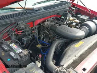 ✅ 1997 Ford F-150 XL • VIN: 1FTDX18W5VNC80777 • Lot: 43046526. Wystawiony na IAAI z przebiegiem 157 802 mil. Bezpłatny archiwum sprzedaży aukcyjnych z USA i szczegółowy raport historii pojazdu na DreamBid. Zdjęcie 12.