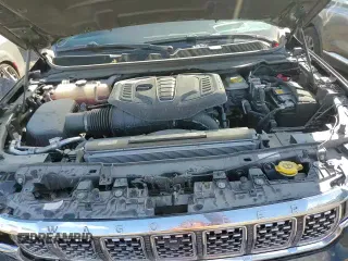 ✅ 2024 Jeep Grand Wagoneer • VIN: 1C4SJSEP6RS112360 • Lot: 90103735. Wystawiony na Copart z przebiegiem 33 758 mil. Bezpłatny archiwum sprzedaży aukcyjnych z USA i szczegółowy raport historii pojazdu na DreamBid. Zdjęcie 14.