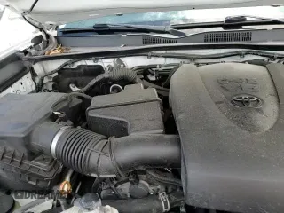 ✅ 2019 Toyota Tacoma SR5 • VIN: 5TFAZ5CN6KX076203 • Lot: 82233505. Listed on Copart with 128,571 mi. Free auction sales archive from the USA and detailed vehicle history report at DreamBid. Image 13.