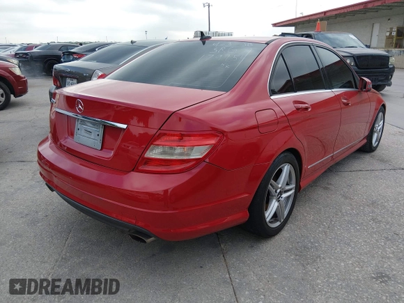 ✅ 2011 Mercedes-Benz C 300 Sport • VIN: WDDGF5EB8BR179154 • Lot: 44804469. Wystawiony na IAAI z przebiegiem 153 848 mil. Bezpłatny archiwum sprzedaży aukcyjnych z USA i szczegółowy raport historii pojazdu na DreamBid. Zdjęcie 4.