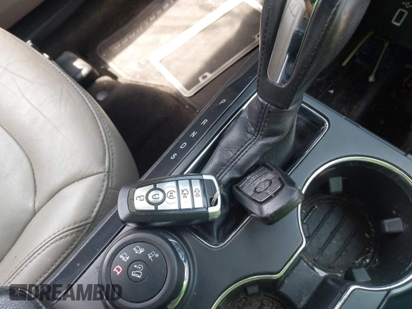 ✅ 2018 Ford Explorer XLT • VIN: 1FM5K8D87JGB94254 • Lot: 44711260. Wystawiony na IAAI z przebiegiem Nie podano. Bezpłatny archiwum sprzedaży aukcyjnych z USA i szczegółowy raport historii pojazdu na DreamBid. Zdjęcie 11.