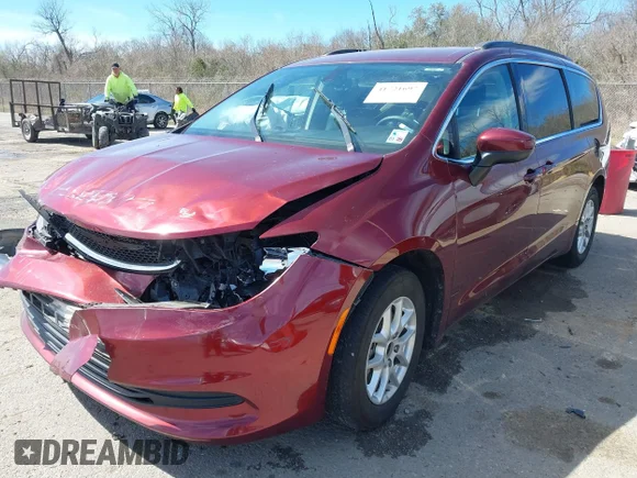 ✅ 2020 Chrysler Voyager LXi • VIN: 2C4RC1DG3LR144552 • Lot: 41721697. Wystawiony na IAAI z przebiegiem 118 012 mil. Bezpłatny archiwum sprzedaży aukcyjnych z USA i szczegółowy raport historii pojazdu na DreamBid. Zdjęcie 2.