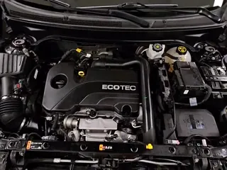 ✅ 2022 Chevrolet Equinox LT • VIN: 3GNAXKEV9NL186459 • Lot: 84811265. Wystawiony na Copart z przebiegiem 86 975 mil. Bezpłatny archiwum sprzedaży aukcyjnych z USA i szczegółowy raport historii pojazdu na DreamBid. Zdjęcie 15.