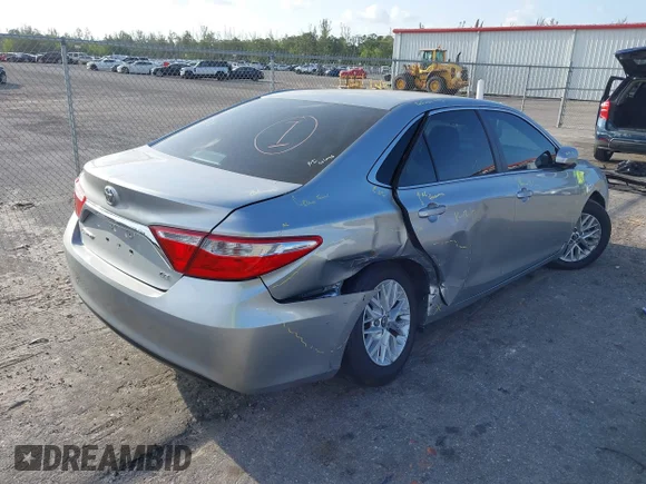 ✅ 2017 Toyota Camry SE • VIN: 4T1BF1FK5HU346633 • Lot: 42137975. Wystawiony na IAAI z przebiegiem 21 841 mil. Bezpłatny archiwum sprzedaży aukcyjnych z USA i szczegółowy raport historii pojazdu na DreamBid. Zdjęcie 4.