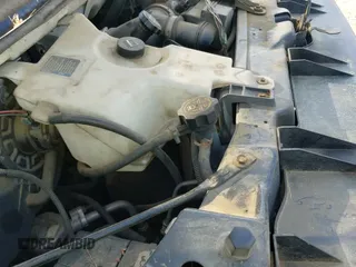 ✅ 2007 GMC Savana • VIN: 1GTFH15T171132054 • Lot: 42422081. Listed on IAAI with 366,438 mi. Free auction sales archive from the USA and detailed vehicle history report at DreamBid. Image 19.