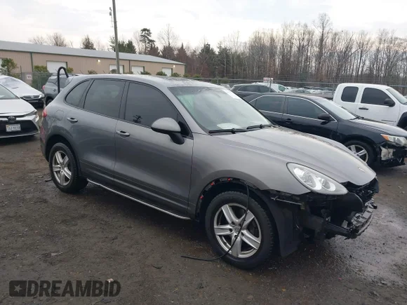 ✅ 2011 Porsche Cayenne • VIN: WP1AA2A22BLA00790 • Лот: 44070010. Опубліковано раніше на IAAI з пробігом 159 455 миль. Безкоштовний доступ до архіву аукціонних продажів зі США та докладний звіт про історію автомобіля на DreamBid. Зображення 1.