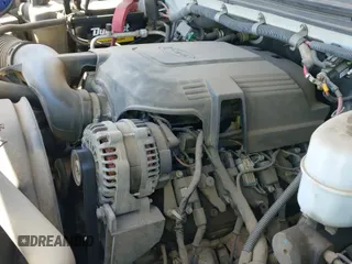 ✅ 2010 Chevrolet Silverado 2500HD • VIN: 1GB3KVBK5AF153253 • Lot: 42129825. Wystawiony na IAAI z przebiegiem 302 599 mil. Bezpłatny archiwum sprzedaży aukcyjnych z USA i szczegółowy raport historii pojazdu na DreamBid. Zdjęcie 18.