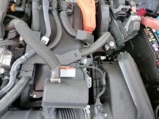 ✅ 2025 Toyota RAV4 Hybrid XLE • VIN: 2T3RWRFV4SW255150 • Lot: 71674415. Listed on Copart with 3,391 mi. Free auction sales archive from the USA and detailed vehicle history report at DreamBid. Image 13.