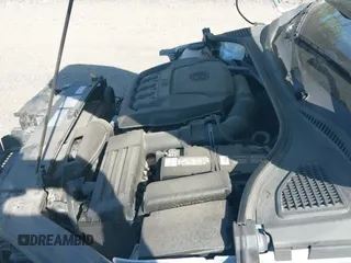 ✅ 2020 Volkswagen Passat SE • VIN: 1VWWA7A3XLC006980 • Lot: 43360847. Wystawiony na IAAI z przebiegiem 50 353 mil. Bezpłatny archiwum sprzedaży aukcyjnych z USA i szczegółowy raport historii pojazdu na DreamBid. Zdjęcie 24.