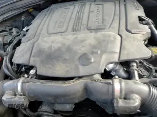 ✅ 2017 Jaguar F-Pace 35t Premium • VIN: SADCJ2BV9HA095134 • Lot: 86145205. Wystawiony na Copart z przebiegiem 95 636 mil. Bezpłatny archiwum sprzedaży aukcyjnych z USA i szczegółowy raport historii pojazdu na DreamBid. Zdjęcie 14.