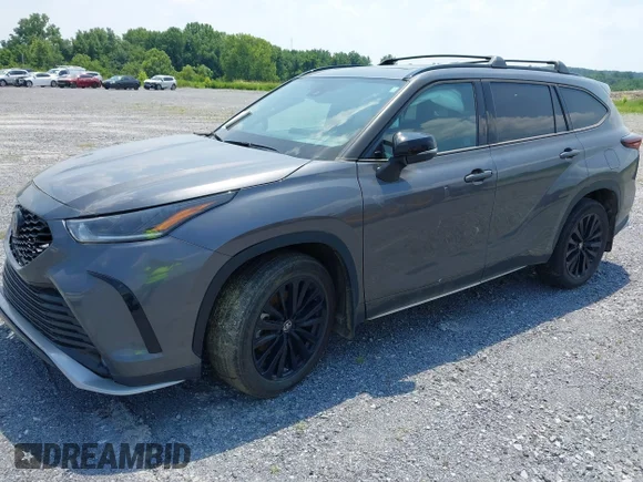 ✅ 2024 Toyota Highlander LE • VIN: 5TDKDRBH4RS530311 • Lot: 41900634. Wystawiony na IAAI z przebiegiem 30 801 mil. Bezpłatny archiwum sprzedaży aukcyjnych z USA i szczegółowy raport historii pojazdu na DreamBid. Zdjęcie 2.