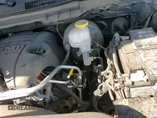 ✅ 2019 Ram 1500 SLT • VIN: 1C6RR7LTXKS731187 • Lot: 82554025. Wystawiony na Copart z przebiegiem 69 676 mil. Bezpłatny archiwum sprzedaży aukcyjnych z USA i szczegółowy raport historii pojazdu na DreamBid. Zdjęcie 13.