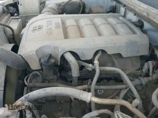 ✅ 2010 Toyota Tundra SR • VIN: 5TFTY5F19AX006696 • Лот: 42379570. Опубликован ранее на IAAI с пробегом 332 246 миль. Бесплатный доступ к архиву аукционных продаж из США и подробный отчёт об истории автомобиля на DreamBid. Изображение 19.